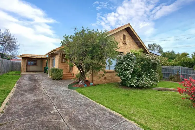 4 Scott Avenue, St Albans VIC 3021