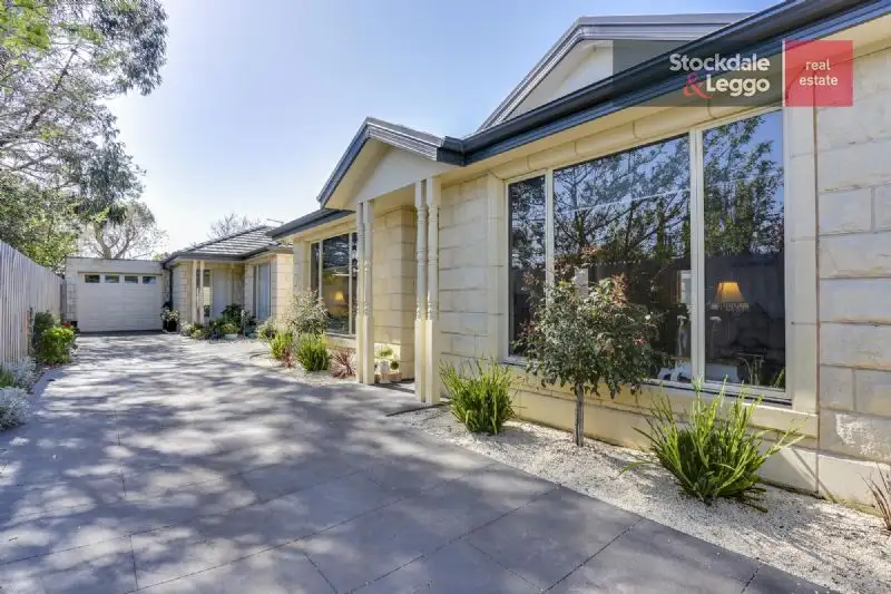 Main view of Homely unit listing, 2/10 Joan Avenue, Dromana VIC 3936
