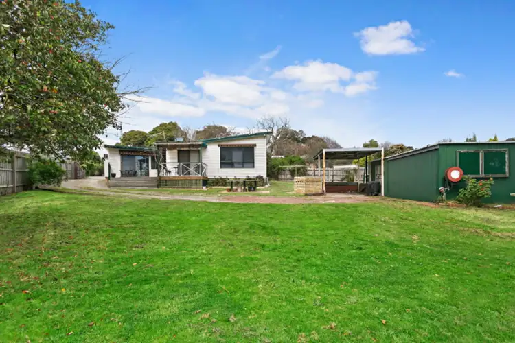 Sixth view of Homely house listing, 13 Helvetia Court, Frankston VIC 3199
