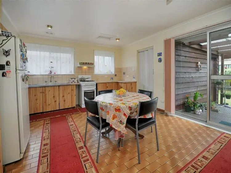 Fifth view of Homely house listing, 8 Bates Avenue, Thomastown VIC 3074