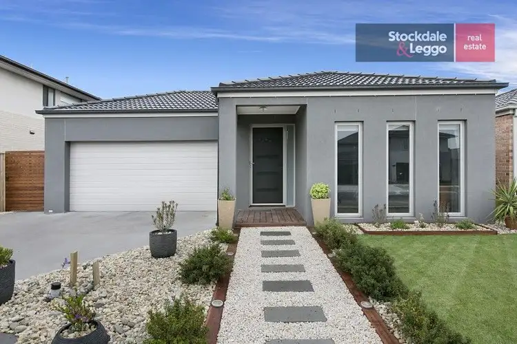 16 Emu Bush Drive, Cranbourne West VIC 3977