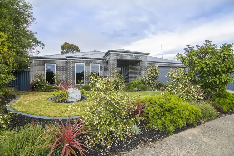 22 Holland Street, Healesville VIC 3777