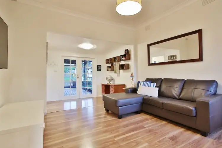 Fifth view of Homely house listing, 33 Glendale Court, Kilsyth VIC 3137