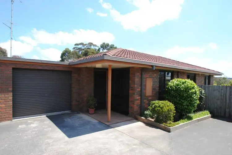 10/2 CONWAY STREET, Leongatha VIC 3953