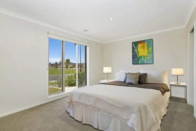 Sixth view of Homely house listing, 31 Evesham Street, Cranbourne North VIC 3977