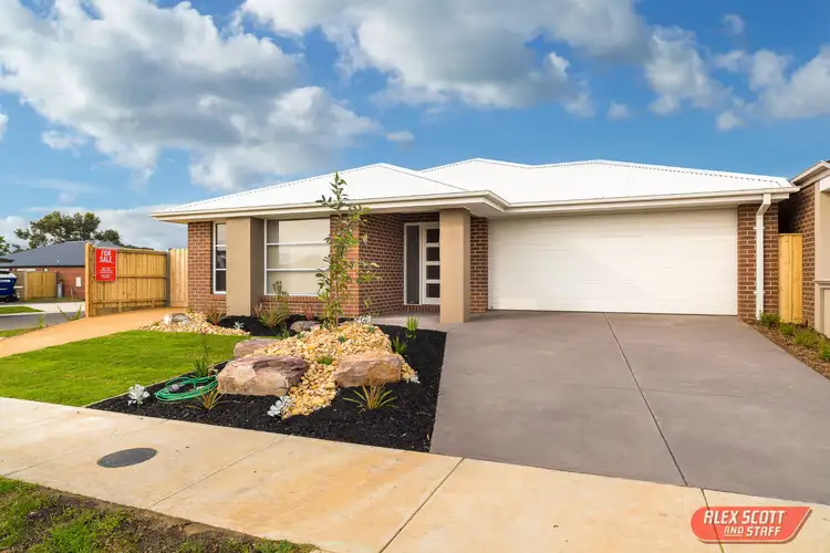 30 PASADENA DRIVE, Cowes VIC 3922