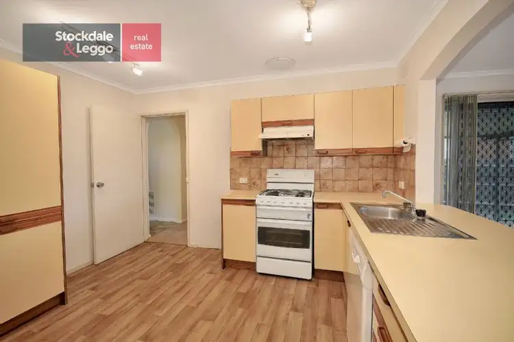 Fifth view of Homely house listing, 5 Beresford Crescent, Gladstone Park VIC 3043