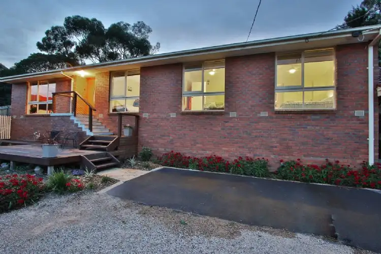 4 Landara Court, Mooroolbark VIC 3138