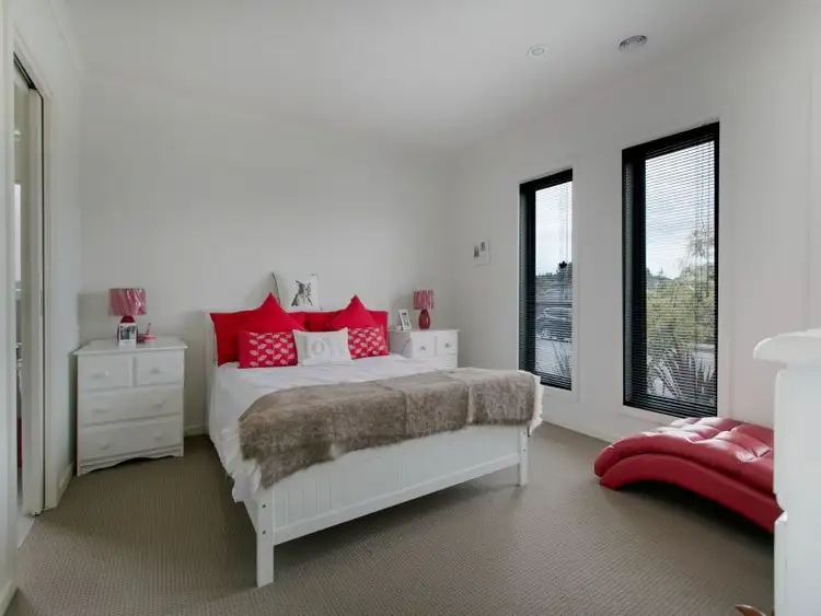 Third view of Homely house listing, 10 Warrenwood Place, Langwarrin VIC 3910