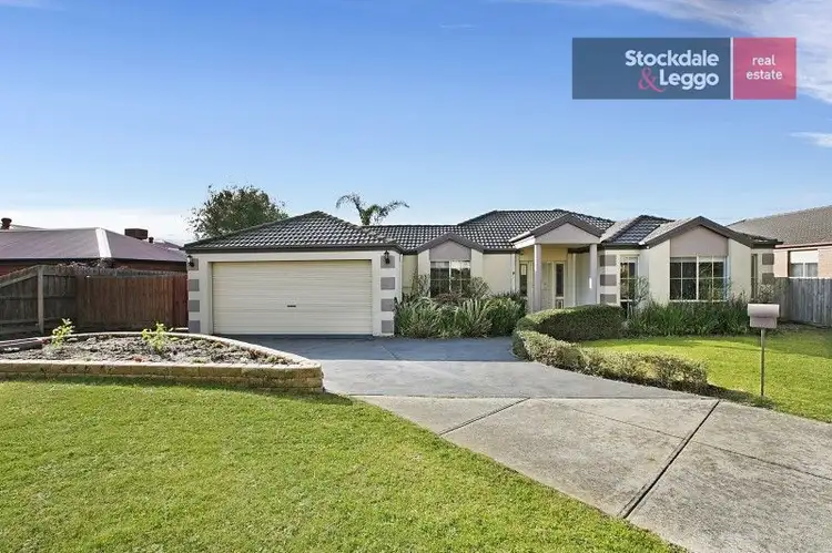 9 Augusta Close, Cranbourne VIC 3977