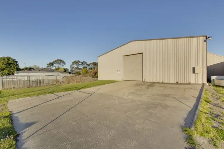 10 Mcnamarra Road, Koo Wee Rup VIC 3981