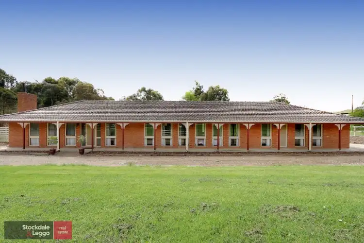 305 Warburton Highway, Wandin North VIC 3139
