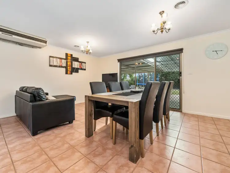 Sixth view of Homely house listing, 25 Captain Cook Close, Skye VIC 3977