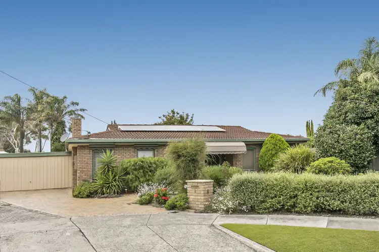 8 Cromer Court, Frankston VIC 3199