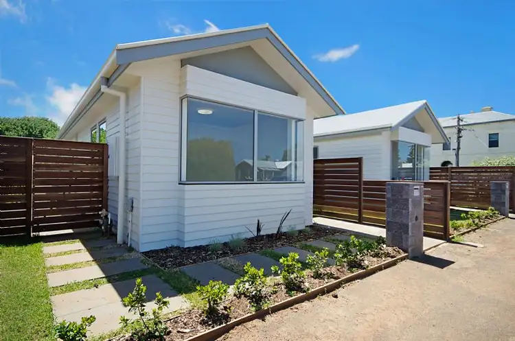 14 Cox Street, Port Fairy VIC 3284