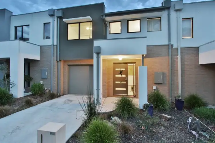 19 Orbell-Jones Court, Croydon VIC 3136