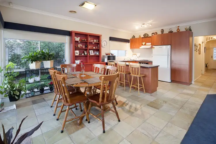 Fifth view of Homely house listing, 18 BARWON DRIVE, Pakenham VIC 3810