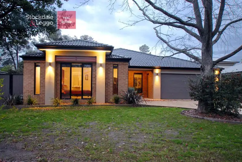Main view of Homely house listing, 25 Vinter Avenue, Croydon VIC 3136