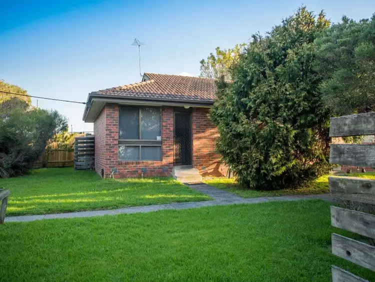 Second view of Homely block of units listing, 1,2,3,4,5/1A Alice Grove, Frankston VIC 3199