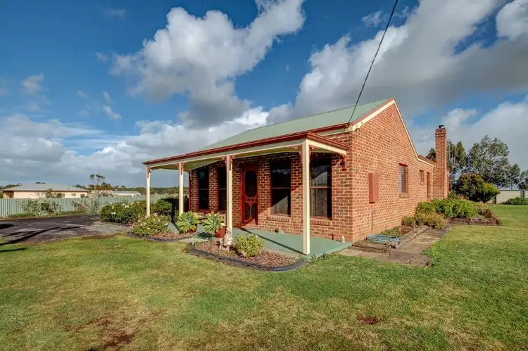 295 Southern Cross Road, Illowa VIC 3282