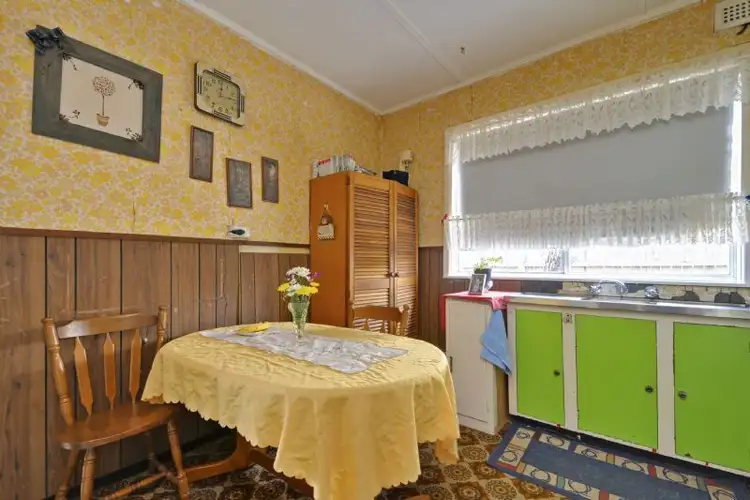 Sixth view of Homely house listing, 10 Roosevelt Street, Traralgon VIC 3844