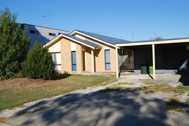 21 Ullathornes Road, Inverloch VIC 3996