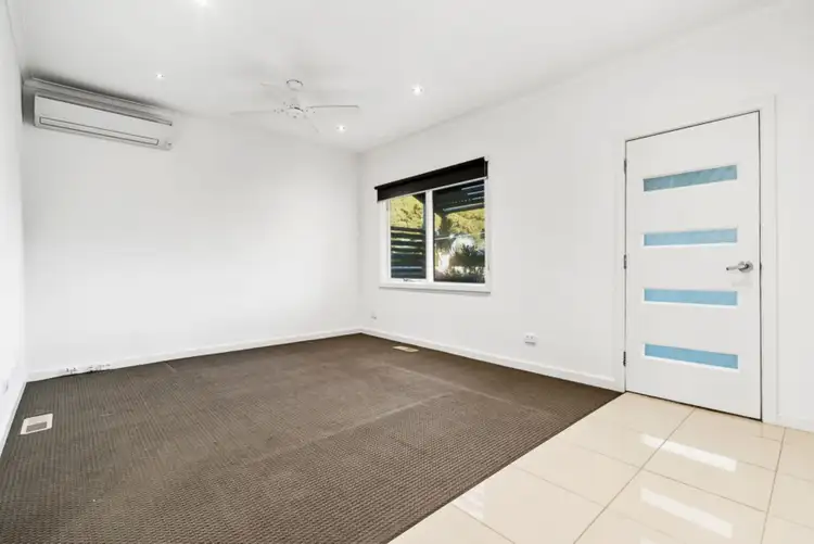 Fourth view of Homely townhouse listing, 1/18 Leonard Street, Frankston VIC 3199