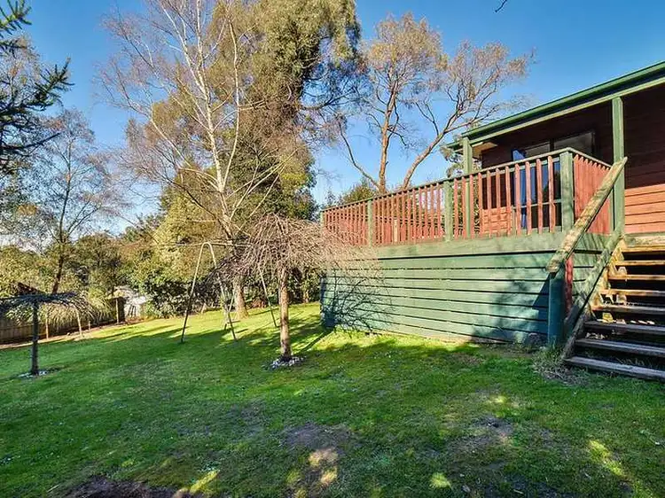 47 First Avenue, Cockatoo VIC 3781