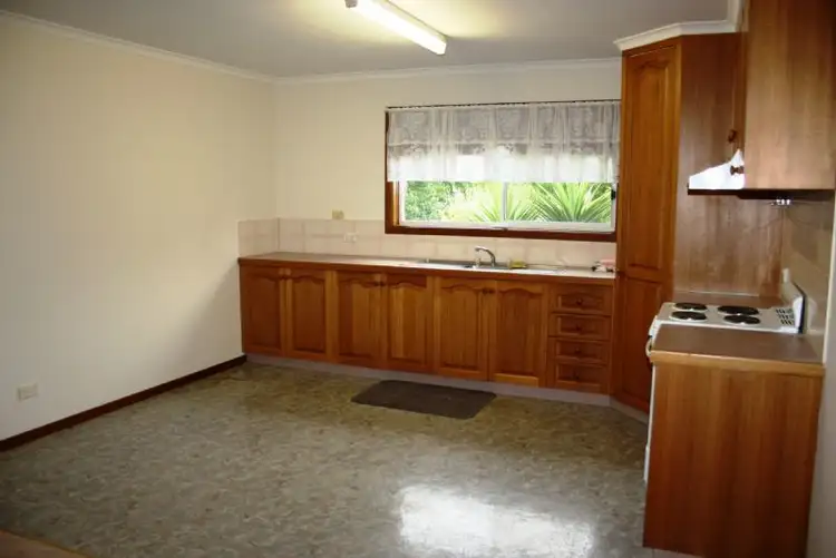Seventh view of Homely unit listing, 4/15 STATION STREET, Korumburra VIC 3950