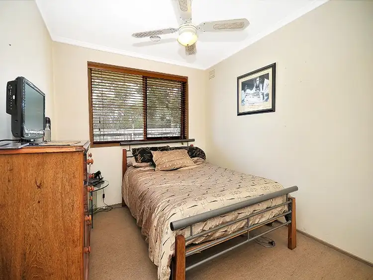 Seventh view of Homely house listing, 2 Greenglade Court, Epping VIC 3076