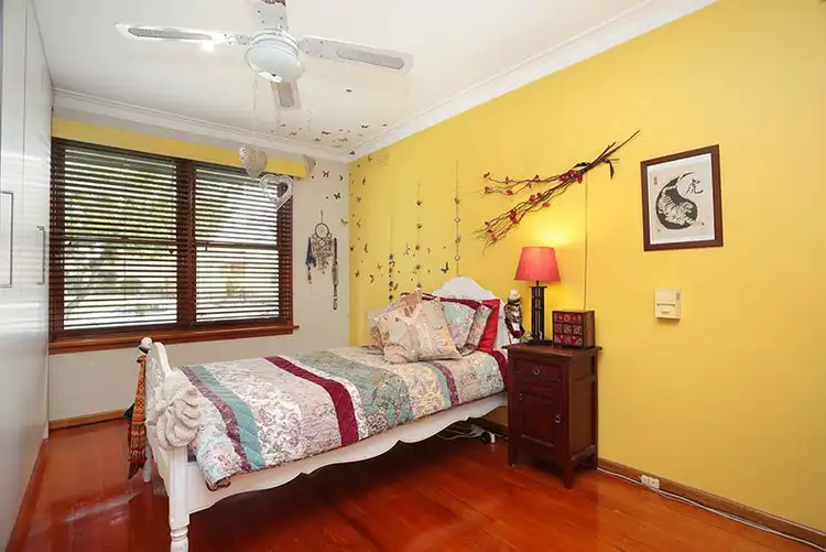 Fifth view of Homely house listing, 2 Reserve Court, Glenroy VIC 3046