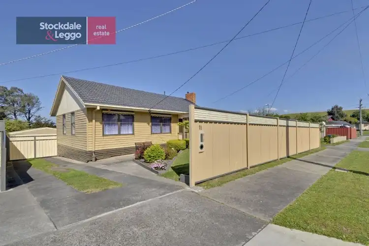 11 Winston Court, Morwell VIC 3840