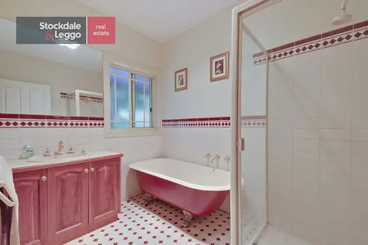 Fourth view of Homely rural property listing, 657 Hendersons Road, Toongabbie VIC 3856
