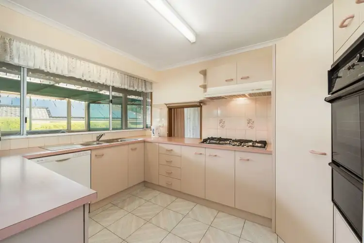 Fifth view of Homely house listing, 7 Deborah Court, Somerville VIC 3912