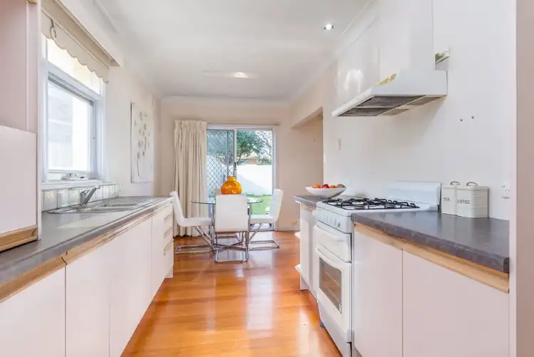 Fourth view of Homely unit listing, 1/7 Ophir Road, Mount Waverley VIC 3149
