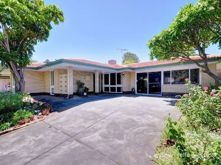 117 Milverton Avenue, Karrinyup WA 6018