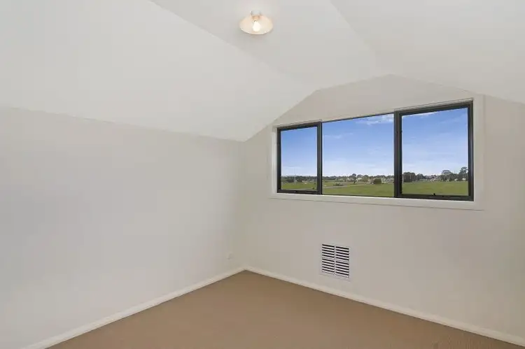 Fifth view of Homely house listing, 5 John Russell Road, Cranbourne West VIC 3977