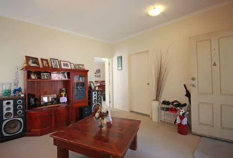 Fifth view of Homely house listing, 6 GELLIBRAND COURT, Berwick VIC 3806