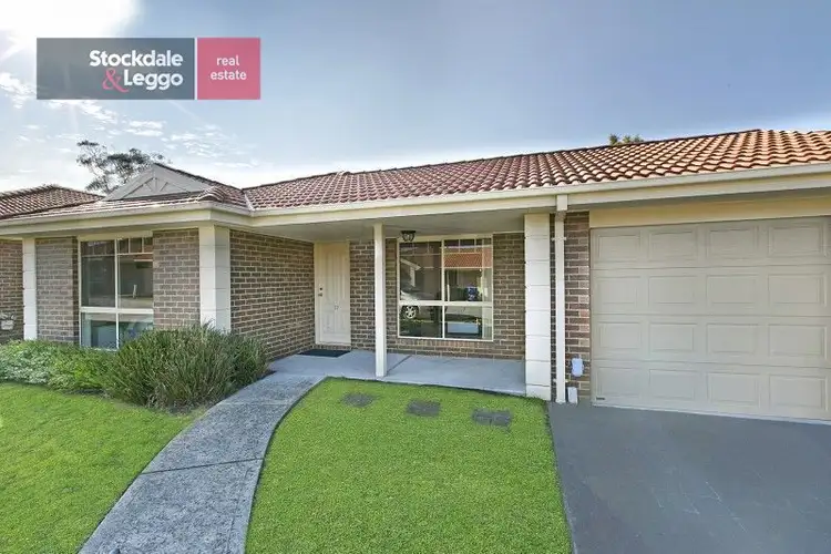 17/4 Paydon Way, Hampton Park VIC 3976