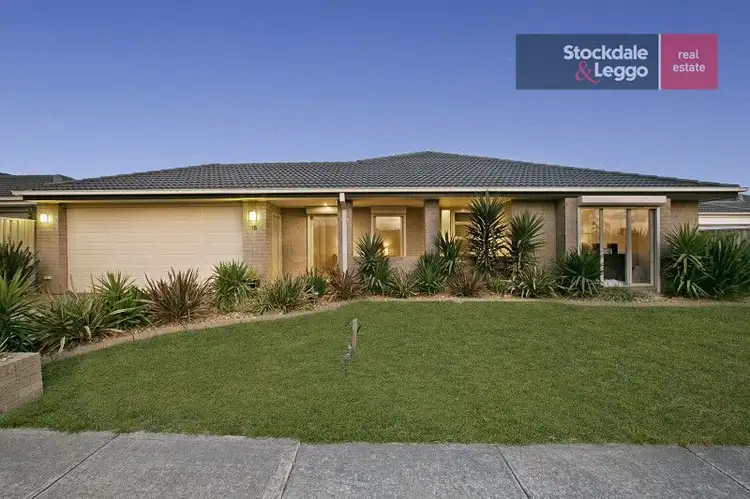 Main view of Homely house listing, 16 Lahinch Grove, Cranbourne VIC 3977