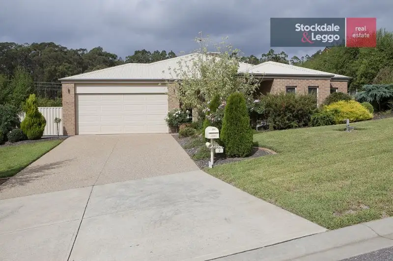 Main view of Homely house listing, 2 Mineral Court, Drouin VIC 3818