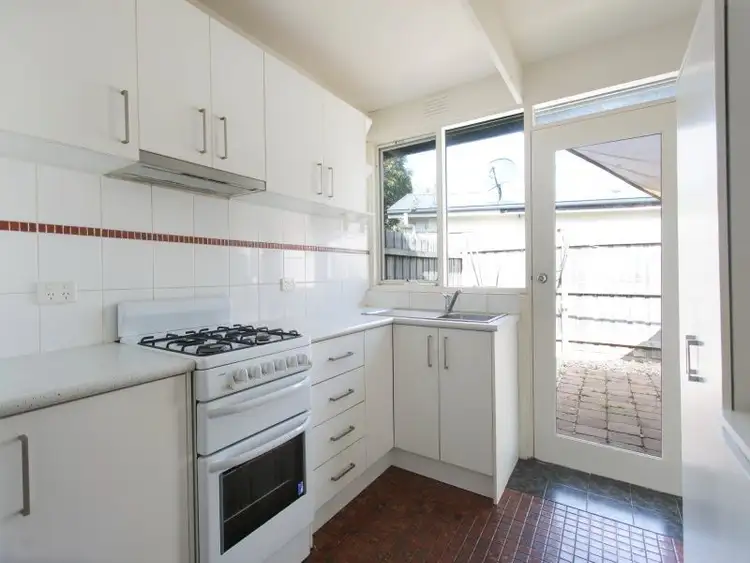 Sixth view of Homely unit listing, 2/25 Wave Street, Frankston VIC 3199