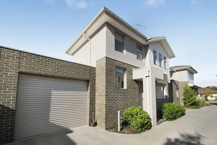 2/67 Hubert Avenue, Glenroy VIC 3046