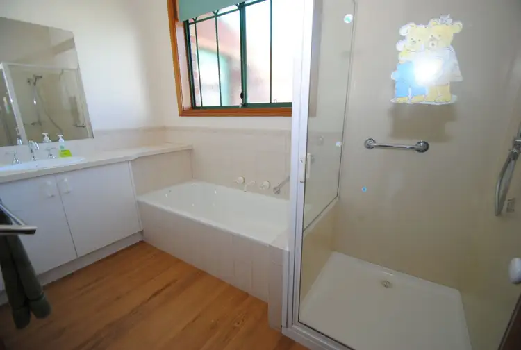 Seventh view of Homely unit listing, 2/42 OGILVY STREET, Leongatha VIC 3953