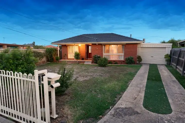 21 Entally Drive, Albanvale VIC 3021