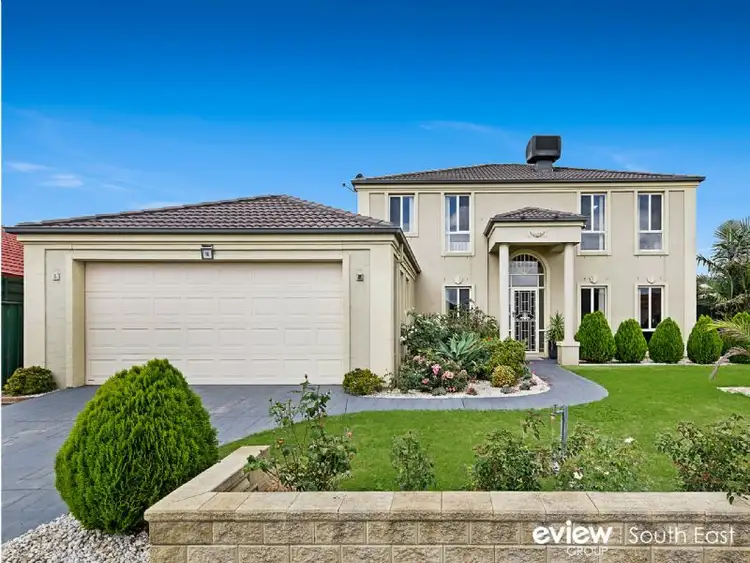 16 Croxley Place, Narre Warren South VIC 3805