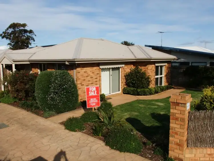 2/11 FOWLER GROVE, Newhaven VIC 3925