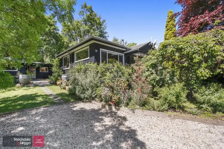 15 Clarke Avenue, Warburton VIC 3799
