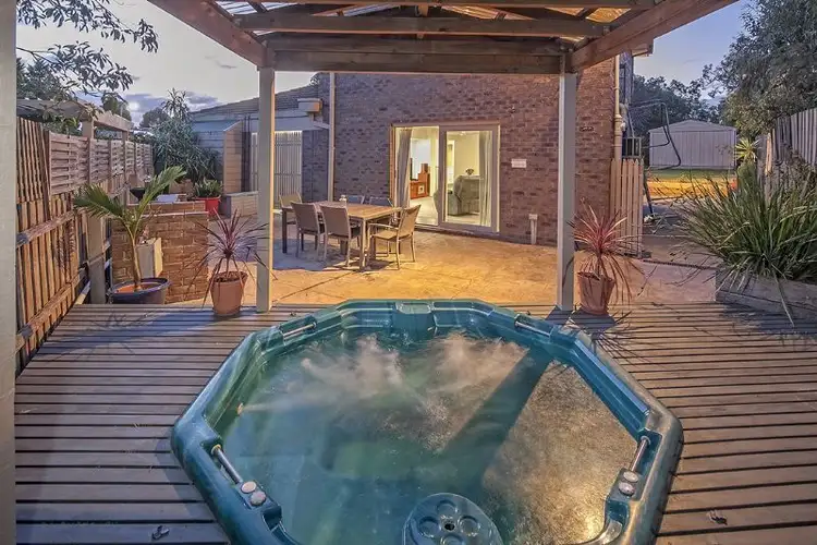 Second view of Homely house listing, 5 Saligna Court, Langwarrin VIC 3910