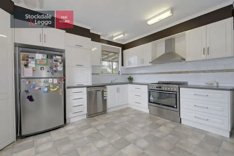 Second view of Homely house listing, 2 Fraser Court, Morwell VIC 3840